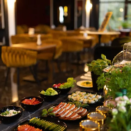 ベッド・アンド・ブレックファスト Poludnik Park Boutique Conference&spa