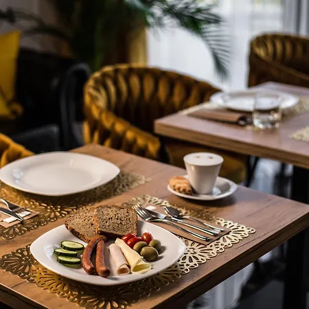 Poludnik Park Conference&spa - Boutique Bed & Breakfast