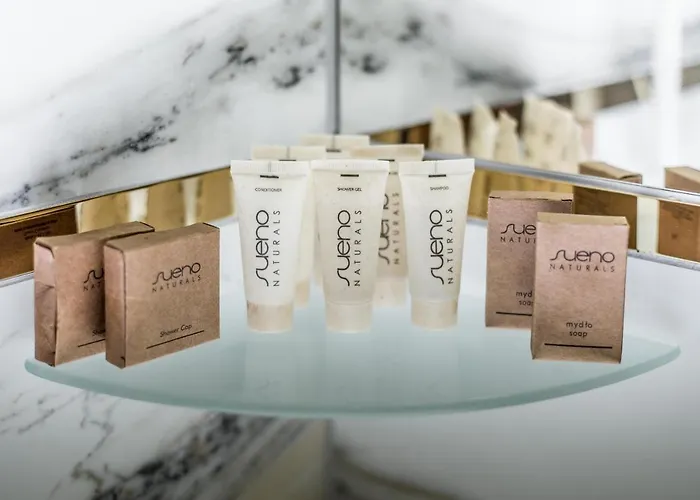 Hotel Poludnik Park Conference&Spa לינה וארוחת בוקר