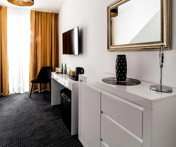 Hotel Poludnik Park Conference&Spa 4*